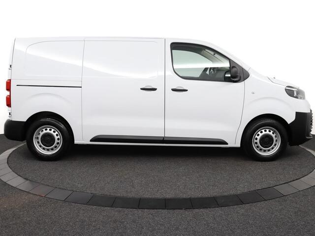 Toyota PROACE Worker 2.0 D-4D L1 Challenger | BPM Vrij | 10 jaar Garantie | Passagiersbank | Airco | Cruise control | DAB+ | Parkeersensoren achter |