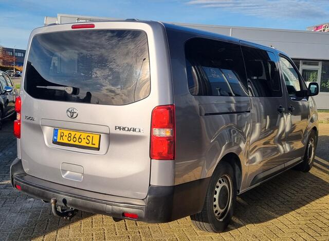 Toyota PROACE Shuttle 1.5 D-4D Cool Long | Nette staat! | 24.995 INCLUSIEF BTW INCLUSIEF BPM | 9 Persoons | Navigatie | Airco |