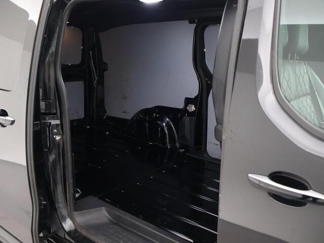 Toyota PROACE Worker 2.0 D-4D 180 PK AUT. BLACK PLATINUM + LEDER STOELVERW. | CAMERA | TREKHAAK| NAVIGATIE | TREEPLANKEN