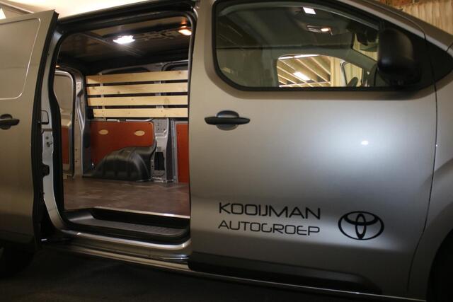 Toyota PROACE Worker 2.0 D-4D L1 Challenger Trekhaak-Lat om Lat-Metallic lak-Parkeersensoren