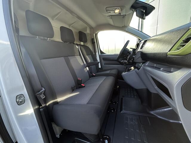 Toyota PROACE Worker 2.0 D-4D 145 PK / L2H1 / 1e EIGENAAR / 51.767 KM !! / 3-ZITS / AIRCO / CRUISE / APPLE CARPLAY / PDC