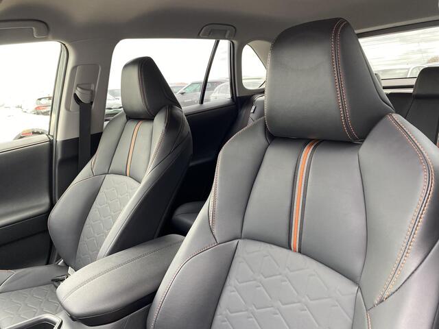 Toyota RAV4 2.5 Hybrid AWD ADVENTURE Navigatie, Treeplanken, Dodehoek detectie, LED, Stoelverwarming, LMV, Smart Key