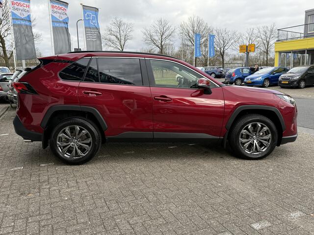 Toyota RAV4 2.5 Hybrid AWD Executive | LED | Leder | Stoel- en stuurverwarming | Apple Carplay | Adapt. Cruise | PDC v+a incl. camera