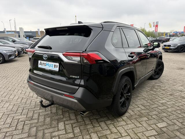 Toyota RAV4 2.5 Hybrid Executive Carplay Trekhaak Panoramadak Achteruitrijcamera Stuurverwarming