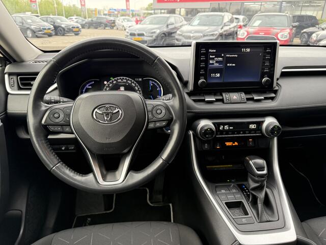 Toyota RAV4 2.5 Hybrid Executive Carplay Trekhaak Panoramadak Achteruitrijcamera Stuurverwarming