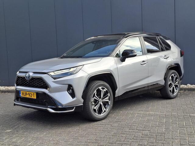 Toyota RAV4 2.5 Plug-in Hybrid AWD Bi-Tone Plus | Schuif/kantel dak | JBL | BSM | Stoel verw+ventilatie | 360gr. camera | HUD |