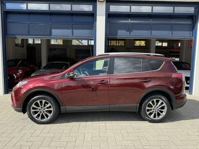 Toyota RAV4 2.0 VVT-i AWD Executive Business LEDER/NAVI