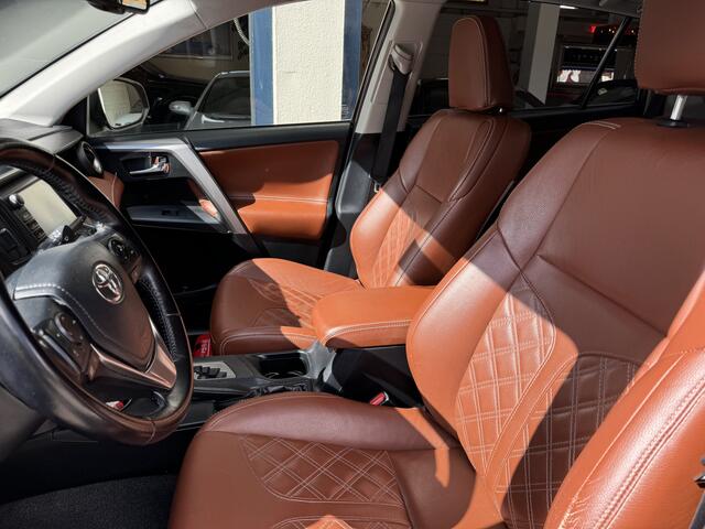 Toyota RAV4 2.0 VVT-i AWD Executive Business LEDER/NAVI