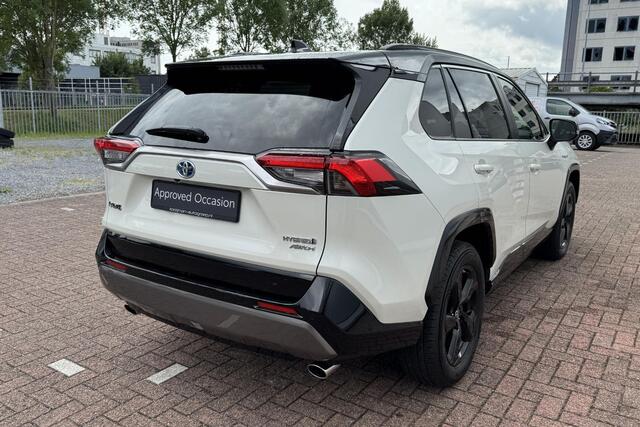 Toyota RAV4 2.5 Hybrid AWD Bi-Tone Navigatie, Dodehoekdetectie, 360" Camera, JBL, Stoelverwarming