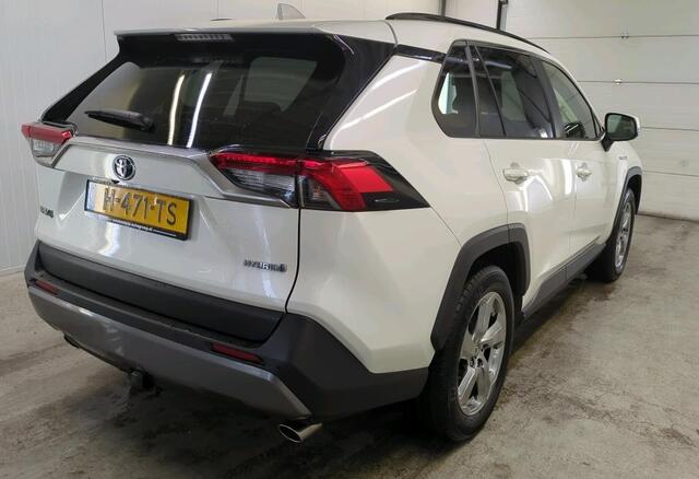 Toyota RAV4 2.5 Hybrid Business Plus Navigatie Trekhaak Camera DAB ACC Leder Elek Stoel + Verwarming Carplay Keyless Getint Glas NL Auto