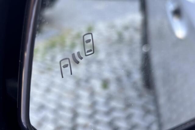 Toyota RAV4 2.5 Plug-in Hybrid AWD Limited Edition JBL Audio,HUD, Stoelverwarming Voor+Achter