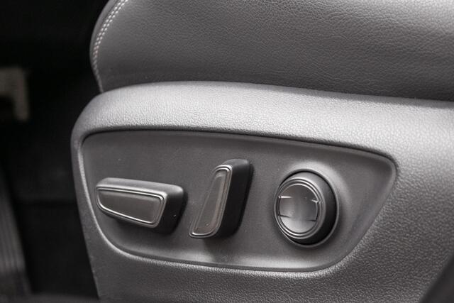 Toyota RAV4 2.5 Hybrid AWD Executive All-in rijklaarprijs | Dealerond. | Trekhaak | Leer | Mem. stoel | Stoelverw.+vent.