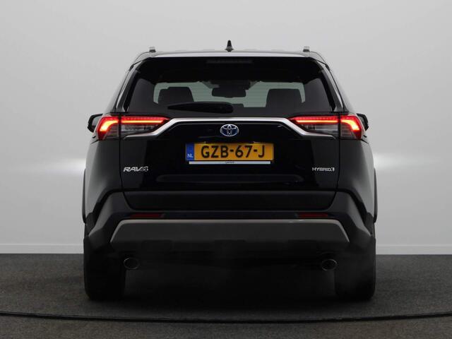 Toyota RAV4 2.5 Hybrid AWD Dynamic | 10 Jaar Garantie! | Geremd 1650kg | Stoelverwarming | Achteruitrijcamera |