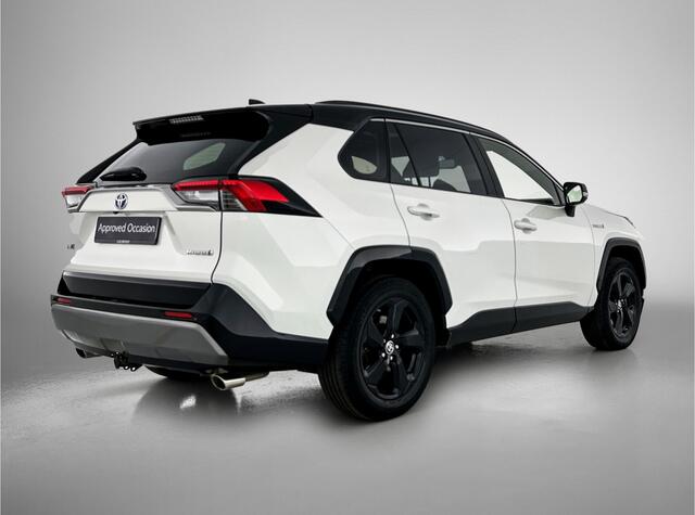 Toyota RAV4 2.5 Hybrid AWD Bi-Tone | Apple CarPlay | Camera | LM Velgen | Trekhaak |