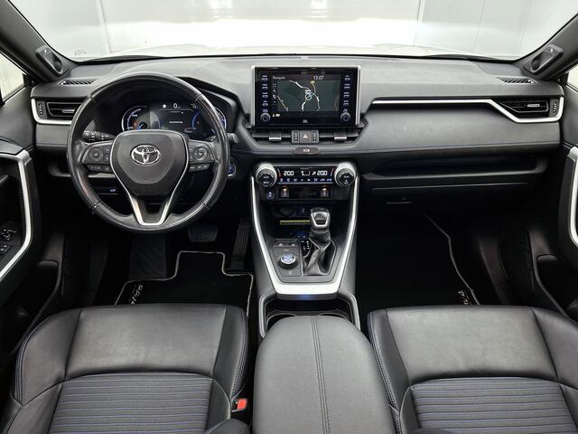 Toyota RAV4 2.5 Hybrid AWD Bi-Tone | Apple CarPlay | Camera | LM Velgen | Trekhaak |