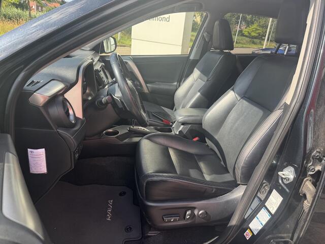Toyota RAV4 2.0 Executive Business 4WD Automaat
