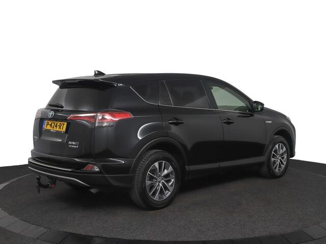 Toyota RAV4 2.5 Hybrid AWD Style | Stoelverwarming | Cruise control | Trekhaak 1650 kg. |