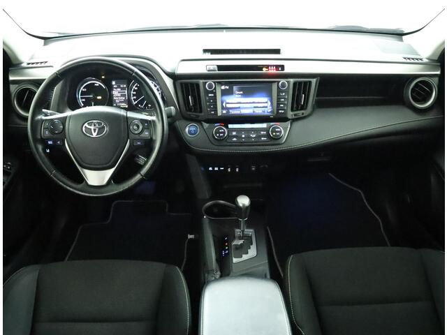 Toyota RAV4 2.5 Hybrid AWD Style | Stoelverwarming | Cruise control | Trekhaak 1650 kg. |