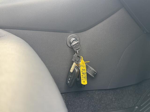 Toyota RAV4 2.5 Hybrid AWD Executive Bearlock, Trekhaak, 360 camera, Elektrische stoel + geheugen , All-in Rijklaarprijs