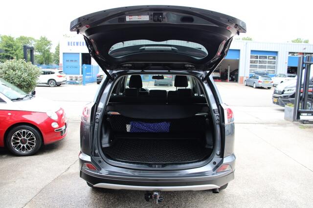 Toyota RAV4 2.5 Hybrid First Ed.