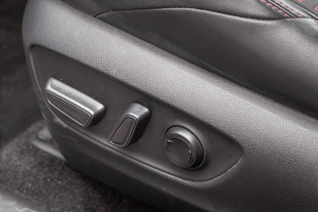 Toyota RAV4 2.5 Plug-in Hybrid AWD Style All-in rijklrprs | Apple cp/Android auto