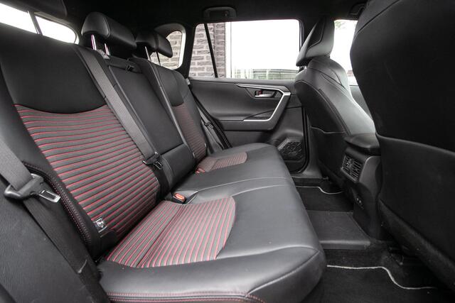 Toyota RAV4 2.5 Plug-in Hybrid AWD Style All-in rijklrprs | Apple cp/Android auto