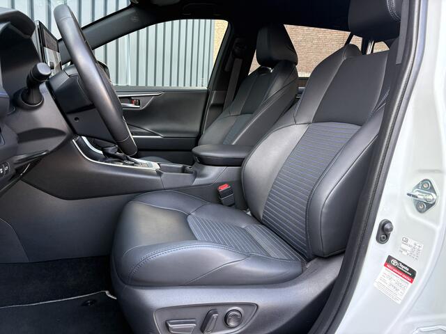 Toyota RAV4 2.5 Hybrid AWD Style/ Bi-Tone | Stoel & Stuur verw. | 19'' | Camera | Elk A-klep | Keyless | Prijs Rijklaar!!