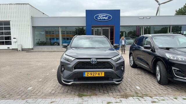 Toyota RAV4 2.5 Plug-in Hybrid AWD GR SPORT | Stoelverwarming | Stuurwielverwarming | Climate Control | Head Up Display