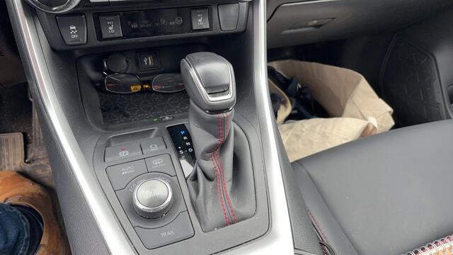 Toyota RAV4 2.5 Plug-in Hybrid AWD GR SPORT | Stoelverwarming | Stuurwielverwarming | Climate Control | Head Up Display