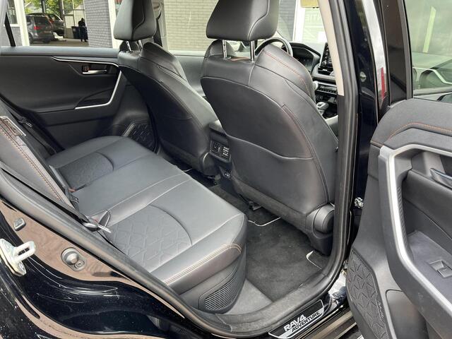 Toyota RAV4 2.5 Hybrid AWD ADVENTURE | 360 graden camera | Stoel- en stuurwielverwarming | CarPlay | Android Auto