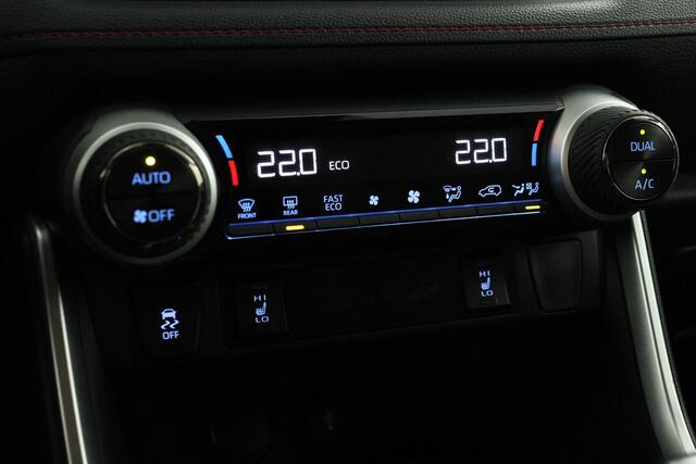 Toyota RAV4 2.5 Plug-in Hybrid AWD Dynamic | Apple Carplay/Android Auto | stoel verwarming | Trekhaak | 1500 trek gewicht |