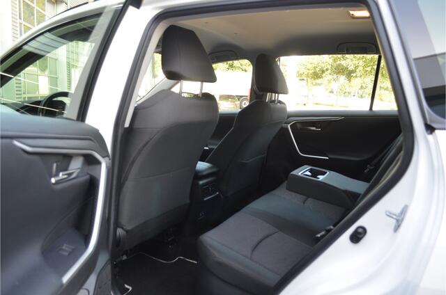 Toyota RAV4 2.5 Hybrid Active Carplay | a.Camera | Adaptive cruise | Lane assist | NL auto | DAB | Cruise | LMV