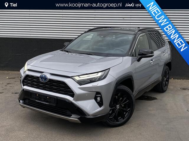 Toyota RAV4 2.5 Hybrid AWD Bi-tone Trekhaak, stoel- & stuurverwarming, keyless, achteruitrij camera, parkeersensoren v&a, navigatie Apple CarPlay/Android Auto