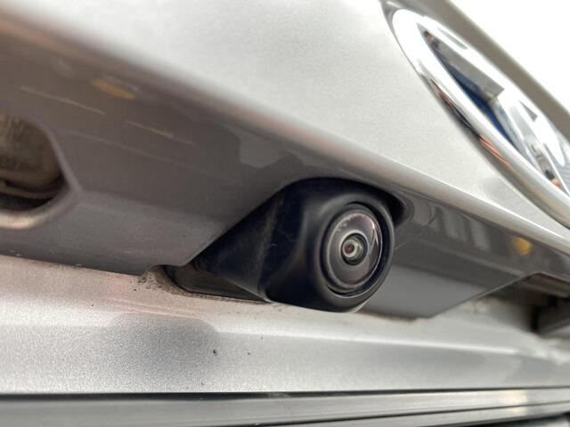 Toyota RAV4 2.5 Hybrid AWD Bi-tone Trekhaak, stoel- & stuurverwarming, keyless, achteruitrij camera, parkeersensoren v&a, navigatie Apple CarPlay/Android Auto