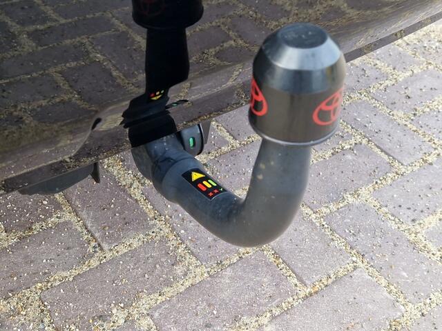 Toyota RAV4 2.5 Plug-in Hybrid Style Trekhaak - Dodehoek detectie