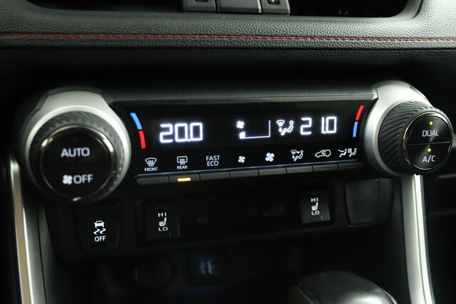 Toyota RAV4 2.5 Plug-in Hybrid AWD Dynamic | Adaptive Cruise Control | Apple Carplay | Android Auto | Parkeersensoren | Stoelverwarming | Achteruitrijcamera |