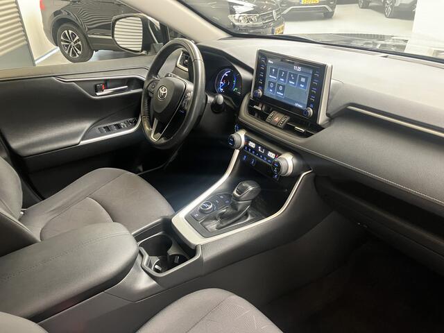 Toyota RAV4 2.5 HYBRID AWD/CARPLAY/EL A KLEP/STOEL STUUR VERW/KEY-LESS/ENZ