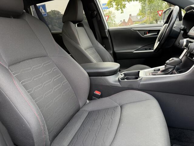 Toyota RAV4 2.5 Plug-in Hybrid AWD 306pk, Trekhaak | Camera | CarPlay