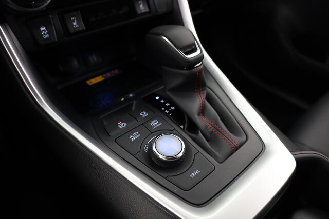 Toyota RAV4 2.5 Plug-in Hybrid AWD Limited Edition *NIEUW* | Direct leverbaar! | 360° Camera | Stoelverwarming | Parkeersensoren V+A |