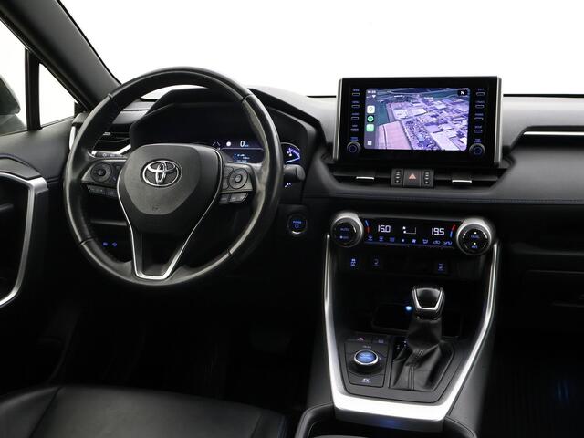 Toyota RAV4 2.5 HYBRID AWD BI-TONE + TREKHAAK | CARPLAY | CAMERA | STUUR/STOELVERWARMING
