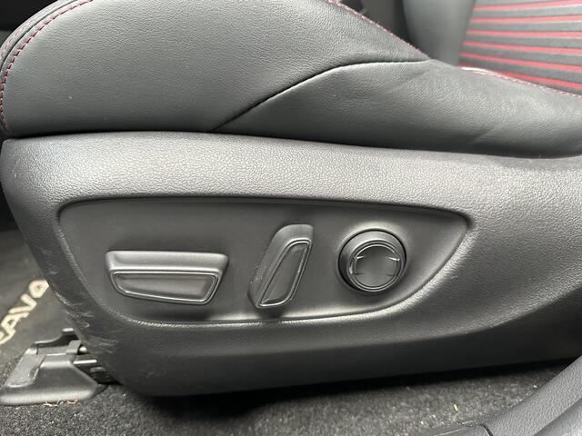 Toyota RAV4 2.5 Plug-in Hybrid AWD Style