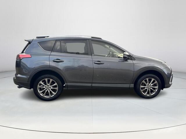 Toyota RAV4 2.5 Hybrid AWD Style /TREKHAAK/ STOEL EN STUURWIELVERWARMING/ KEYLESS/ NAVIGATIE/ GARANTIE**