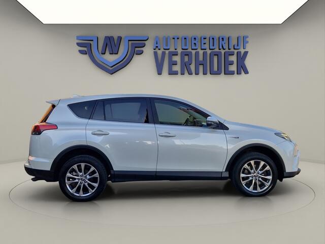 Toyota RAV4 2.5 Hybrid AWD Dynamic 1650 kg trekgewicht! - NL Auto
