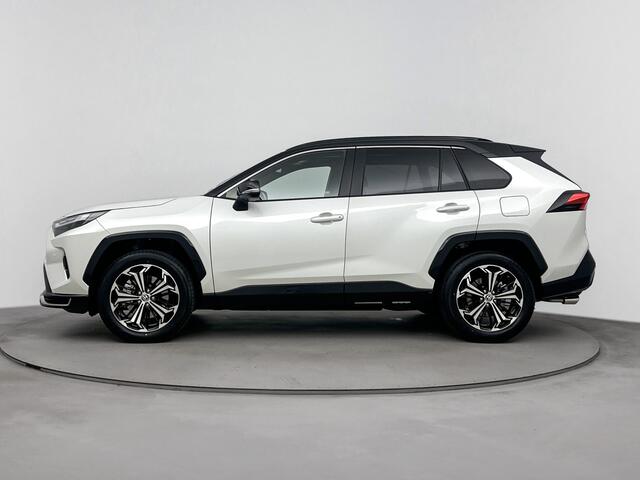 Toyota RAV4 2.5 Plug-in Hybrid AWD Bi-Tone Plus | Apple Carplay & Android Auto | Navigatie | Parkeercamera | Beschikbaar bij meerdere!
