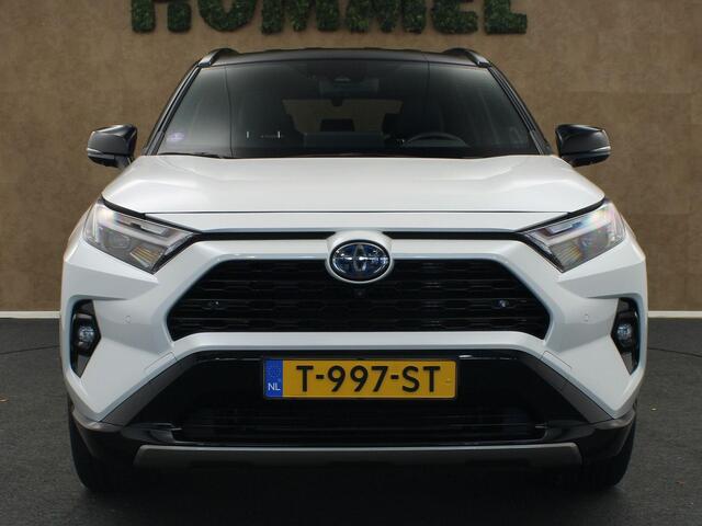 Toyota RAV4 2.5 Hybrid Style - ORIGINEEL NEDERLANDSE AUTO - BI-TONE - AFKOMSTIG VAN 1E EIGENAAR - NAVIGATIE -ELEKTRISCHE ACHTERKLEP - DRAADLOZE TELEFOONLADER -ELEKTRISCHE BESTUURDERSSTOEL - JBL AUDIO - CAMERA IN BINNENSPIEGEL - 360 GRADEN CAMERA - DODEHOEK DETECTIE 