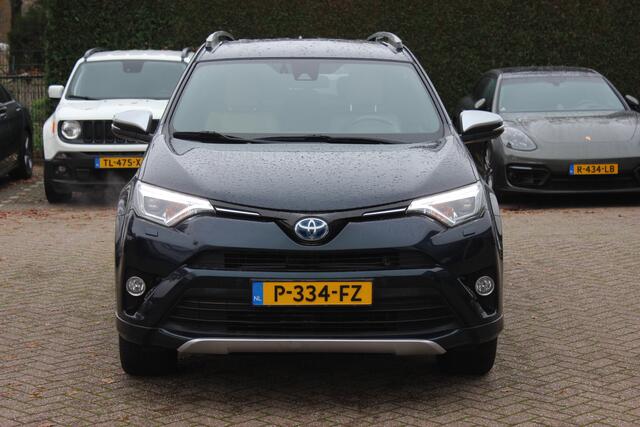 Toyota RAV4 2.5 Hybrid AWD Dynamic / Trekhaak / Camera / Leder / Keyless / 17'' / Stuur+Stoelverwarming / DAB / ACC