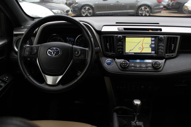 Toyota RAV4 2.5 Hybrid AWD Dynamic / Trekhaak / Camera / Leder / Keyless / 17'' / Stuur+Stoelverwarming / DAB / ACC