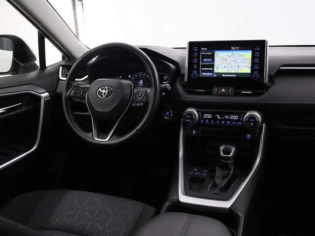 Toyota RAV4 2.0 VVT-iE Dynamic | Trekhaak | Navigatie | Camera | DAB | Apple CarPlay/Android Auto | Climate Control | Adaptieve Cruise Control | Ele. kofferdeksel |