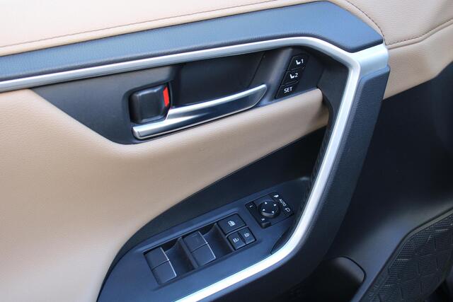 Toyota RAV4 2.5 Hybrid AWD Bus, LEER, STOEL,STUURVERWARMING