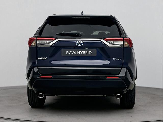 Toyota RAV4 2.5 Plug-in Hybrid AWD Dynamic | Apple Carplay/Android Auto | Voorstoelen Verwarmd | Parkeer Sensoren Voor en Achter | Parkeercamera Achter |